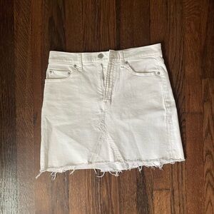 Gap white mini skirt